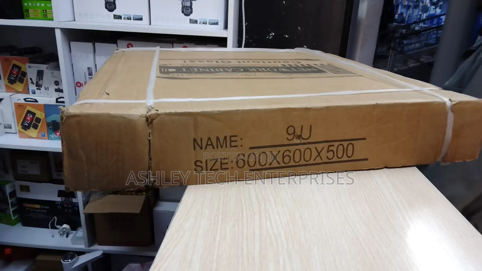 DataPro 9U Cabinet 600×600×500 – IT Equipment Cabinet
