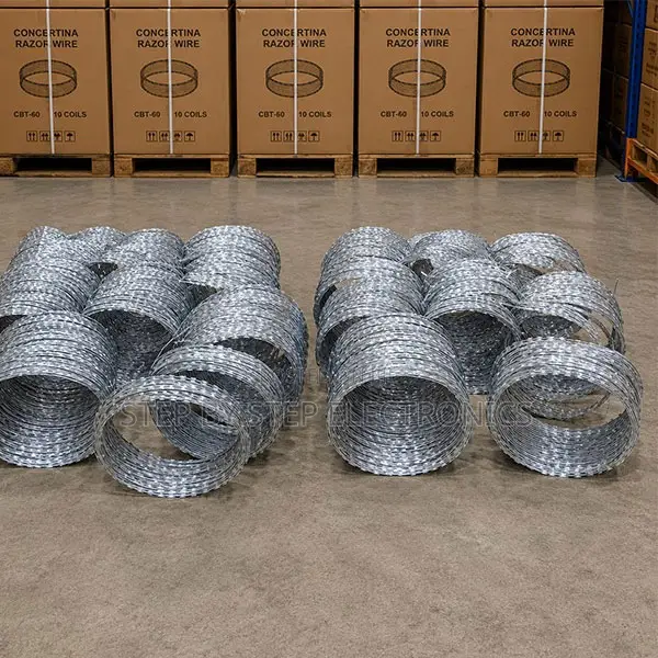 Tough 100mm,200mm, 450mm 6m /8m/10m Length Barbed Razor Wire