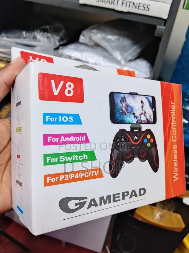 V8 Android Gamepad Wireless Controller - main view