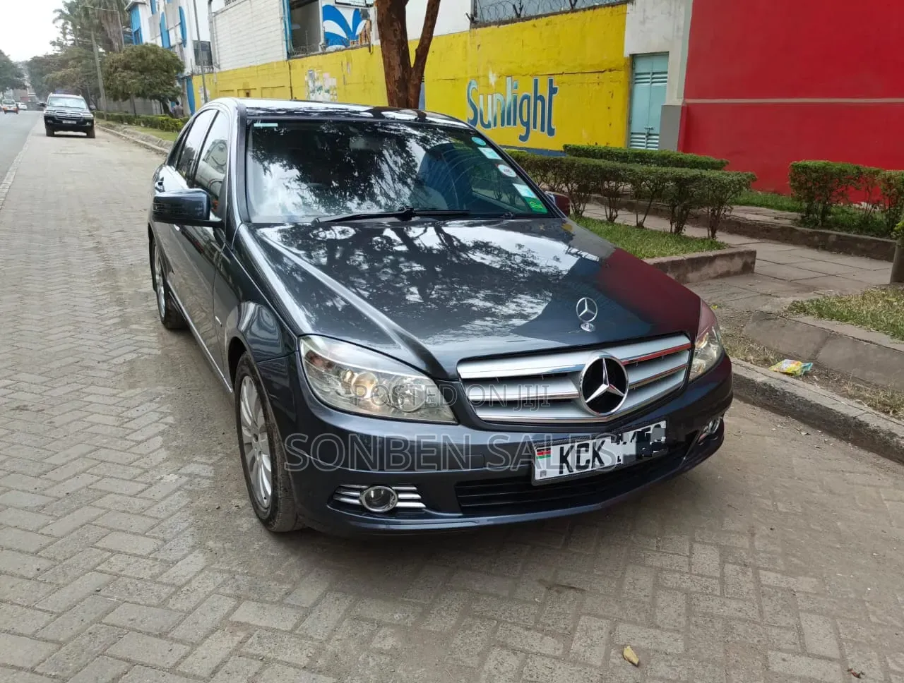 Mercedes-Benz C180 2013 Gray