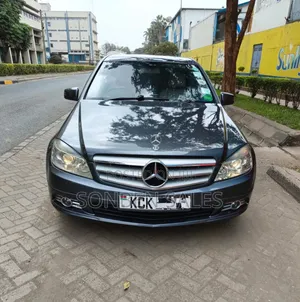 Mercedes-Benz C180 2013 Gray