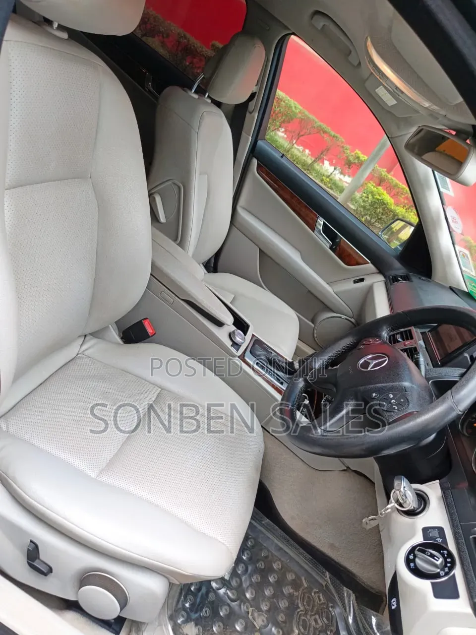 Mercedes-Benz C180 2013 Gray