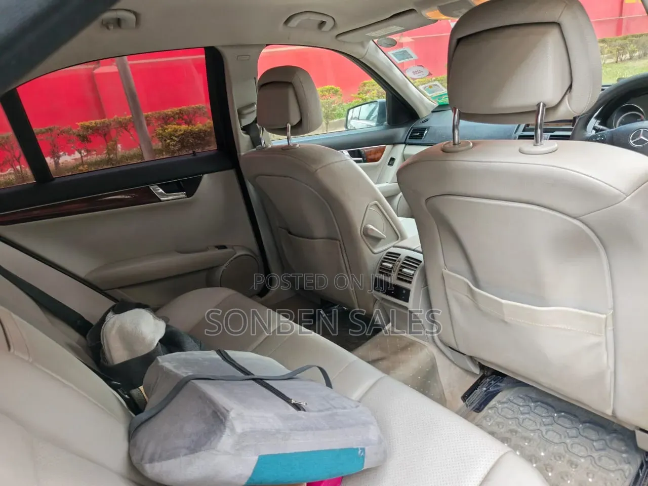 Mercedes-Benz C180 2013 Gray