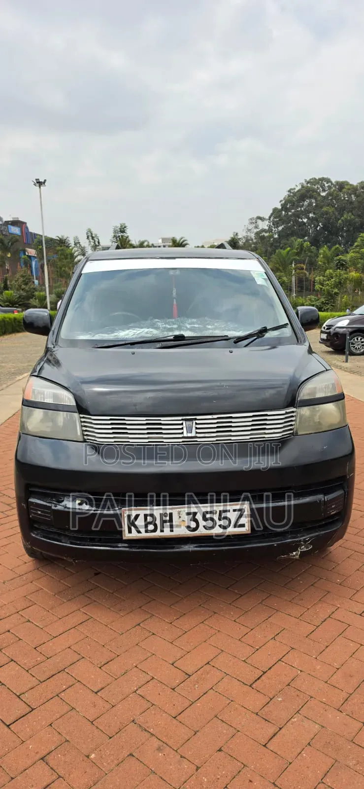 Toyota Voxy 2004 Black