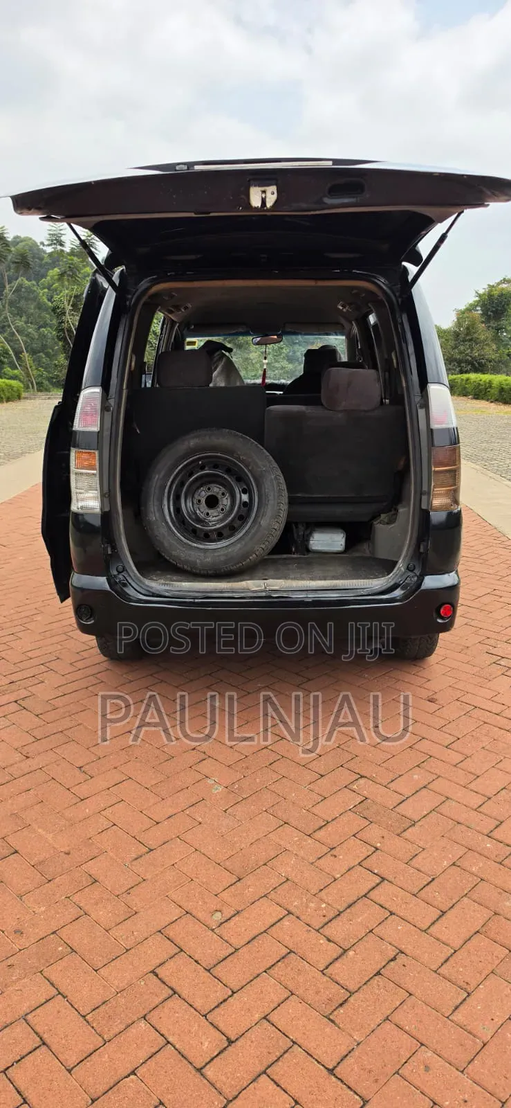 Toyota Voxy 2004 Black