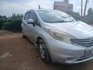 Nissan Note 2013 Silver