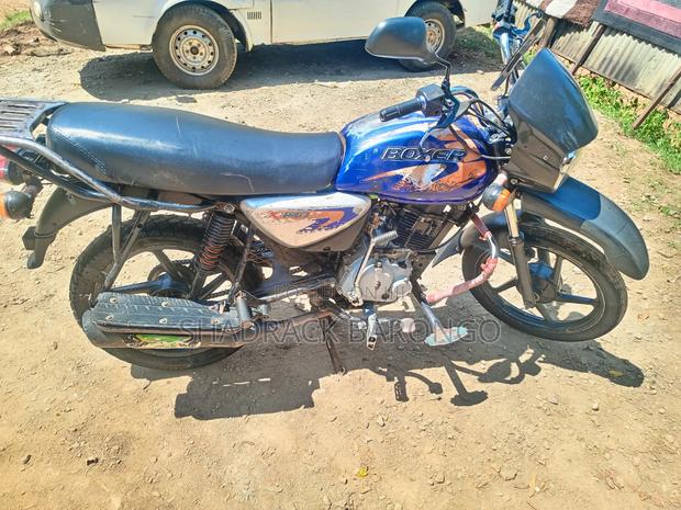 Bajaj Boxer 2023 Blue - main view