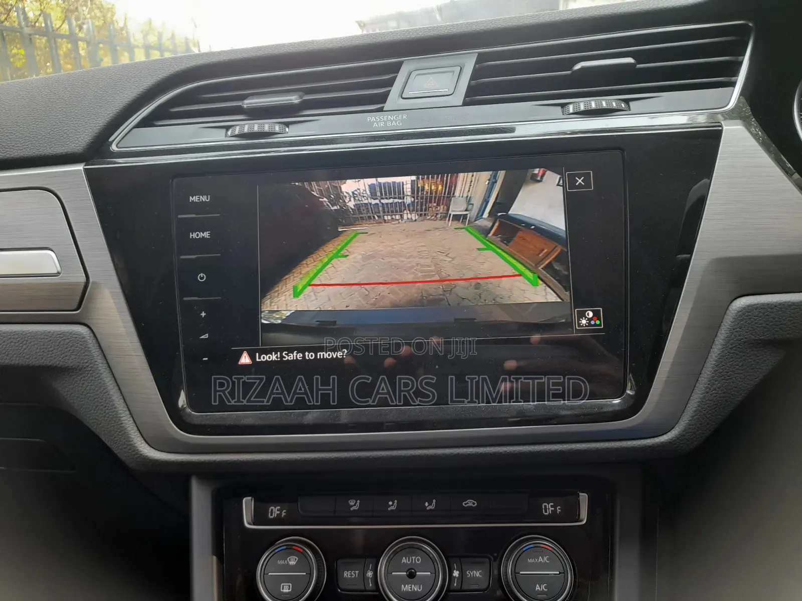 Volkswagen Touran 2018 Gold