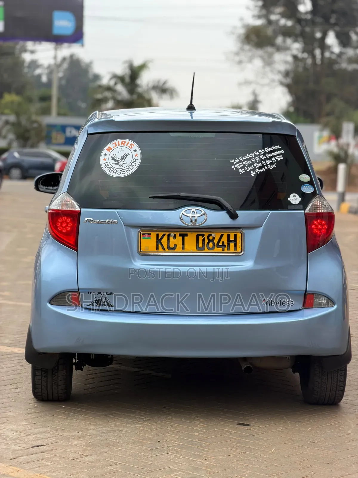 Toyota Ractis 2015 Blue
