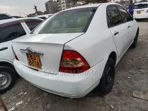 Toyota Corolla 2005 White
