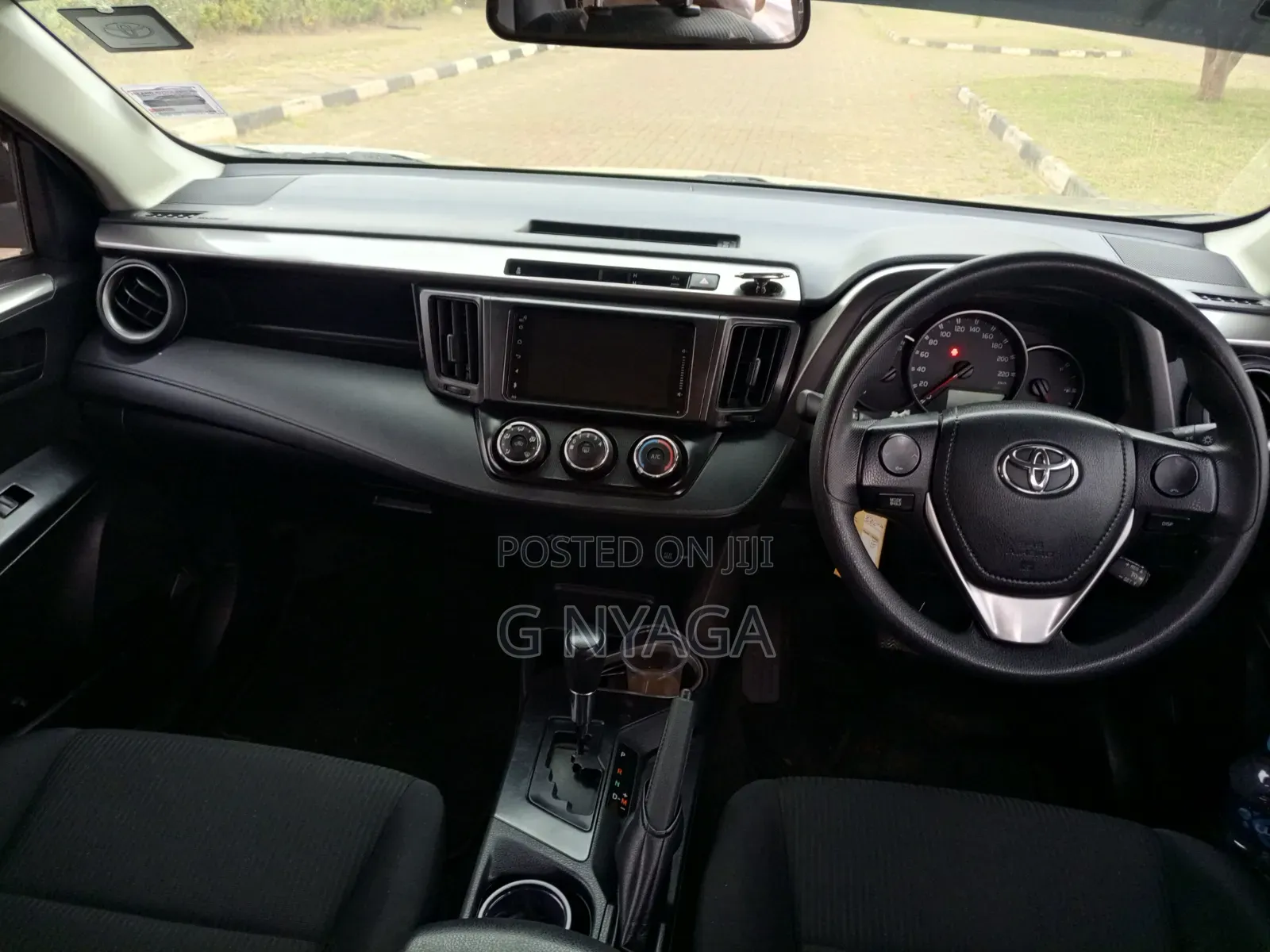 Toyota RAV4 2017 Gray