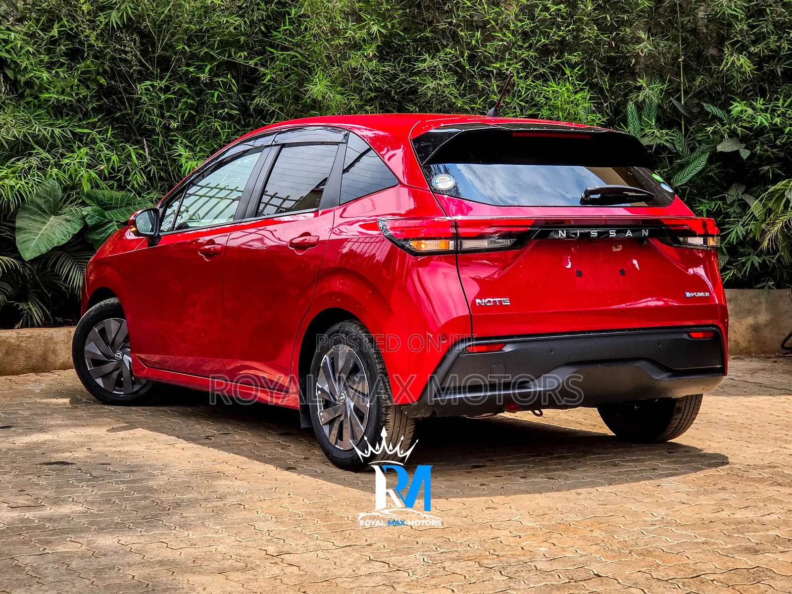 Nissan Note 1.2 Hybrid 2021 Red