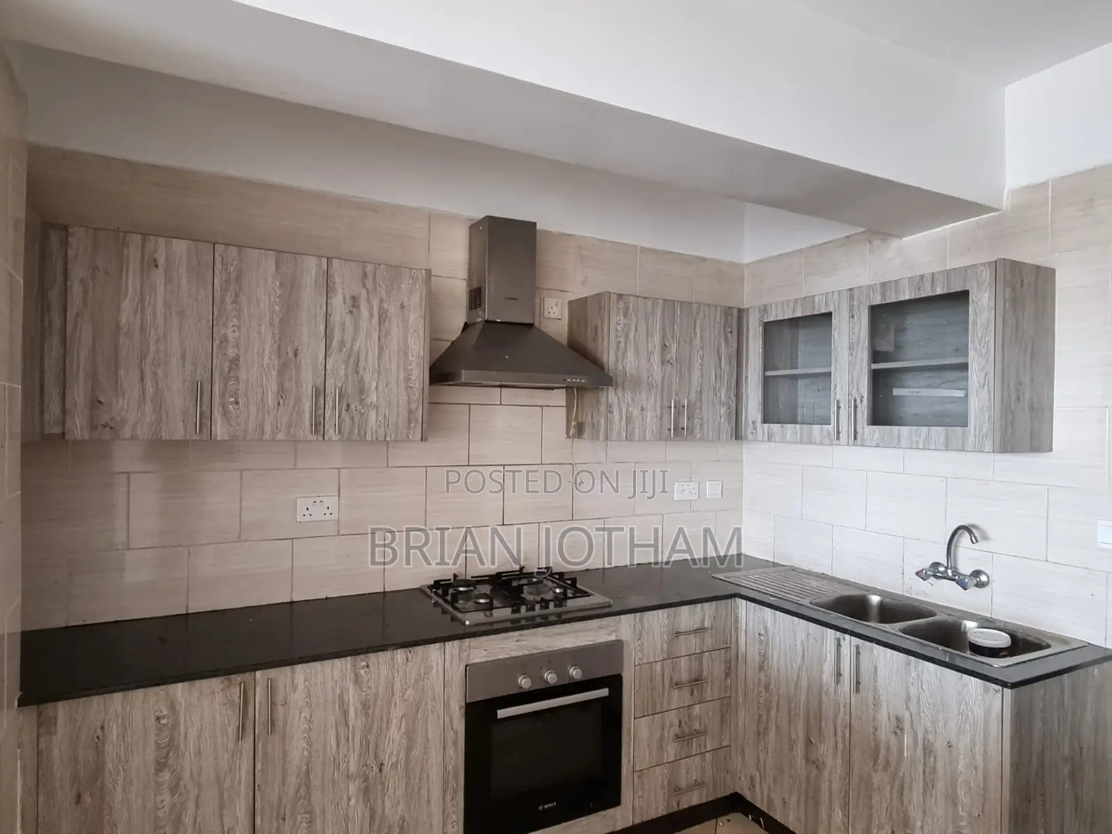 3bdrm Apartment in Kangemi for rent