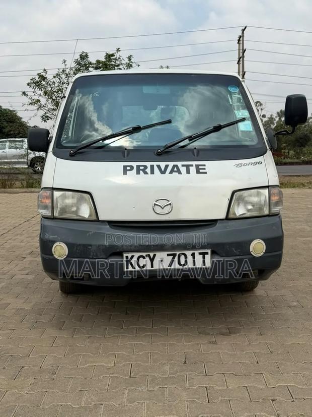 Mazda Bongo 2013 White - thumbnail 2
