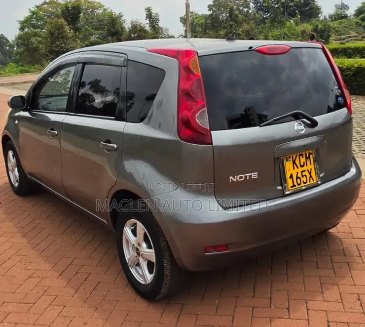 Nissan Note 2010 Gray