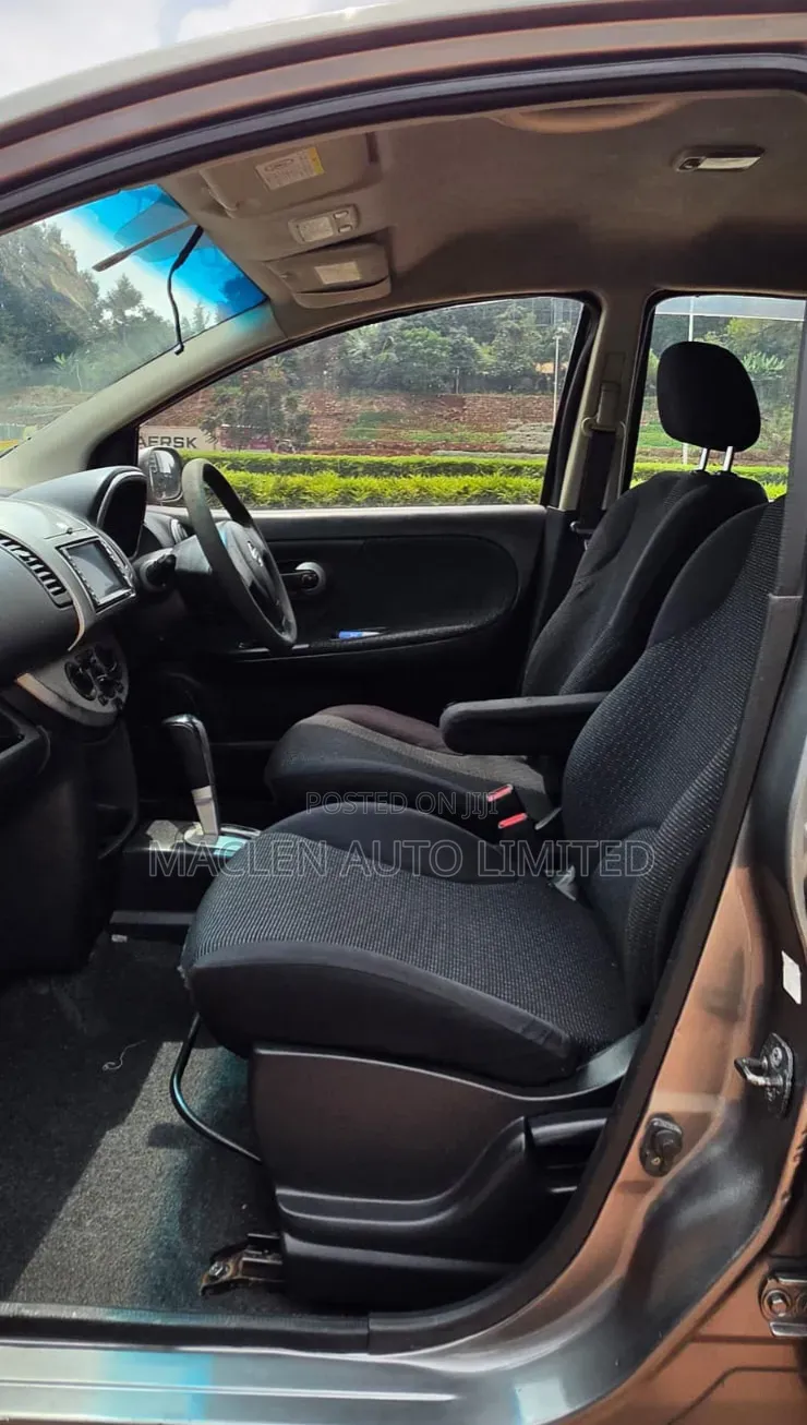 Nissan Note 2010 Gray