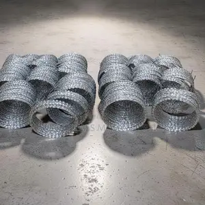 Galvanized 100mm,200mm, 450mm 6m /8m/10m Length Barbed Razor Wire