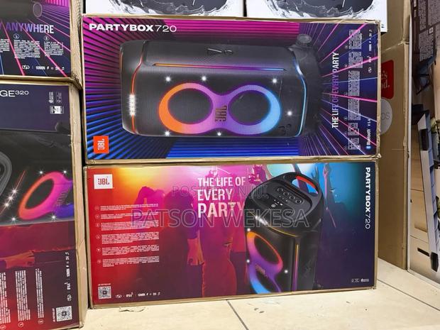 JBL PartyBox 720 Bluetooth Speaker With 800W Power Output, LED Lights