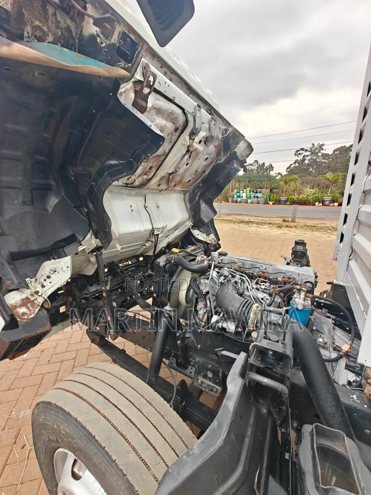 NPR Isuzu Covered Body