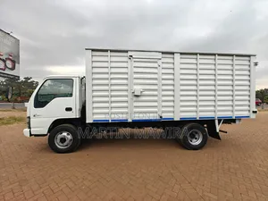 NPR Isuzu Covered Body