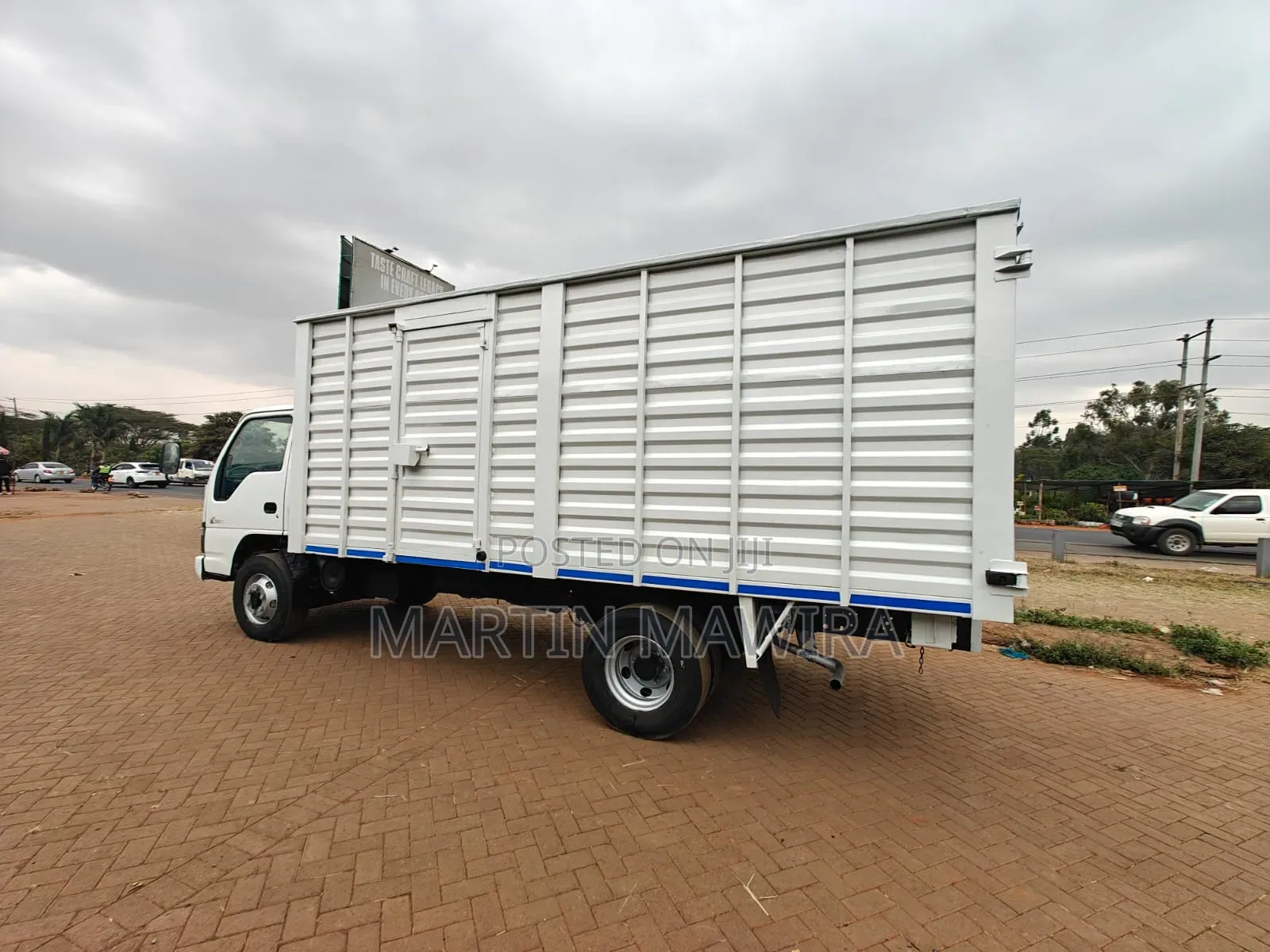 NPR Isuzu Covered Body