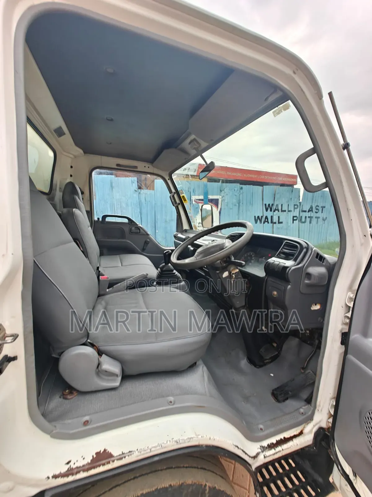 NPR Isuzu Covered Body