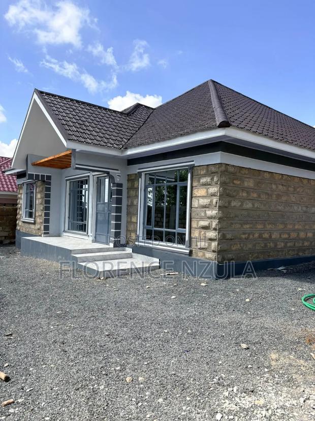 3bdrm Bungalow in Town, Matasia for rent
