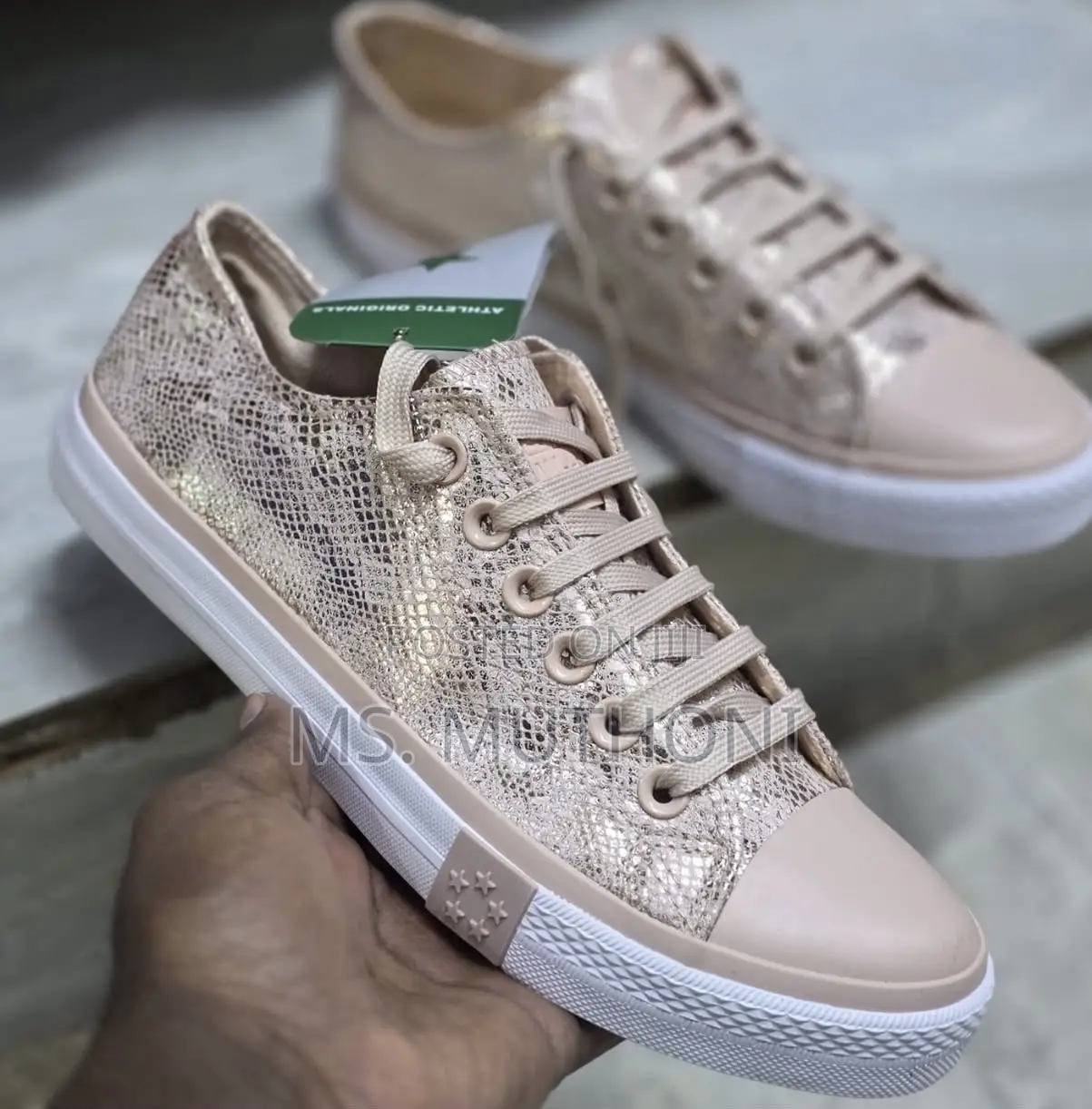Snakeskin-Print Low-Tops Converse Size 37-42