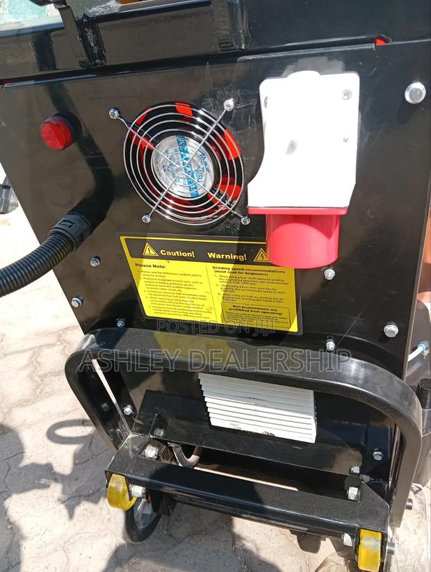 Industrial Floor Grinding Machine - thumbnail 2