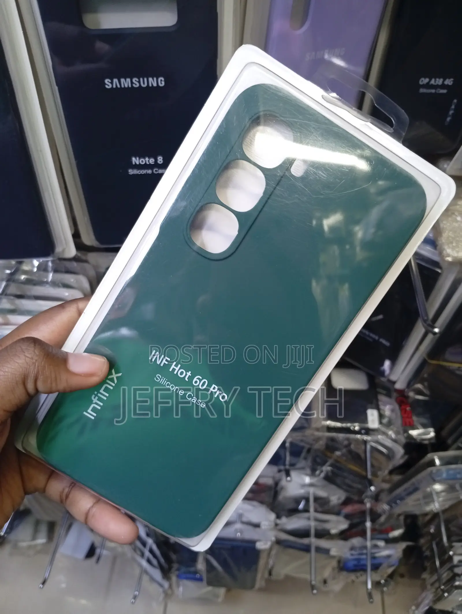 Dark Green Protective Silicone for the Infinix Hot 60 Pro Smartphone