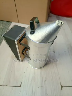 Metal Honey Bee Smoker With Protective Shield