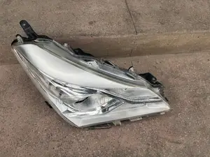Toyota Vitz 2018 Headlight (52-302)