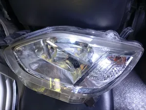 Passo 2016 Headlight
