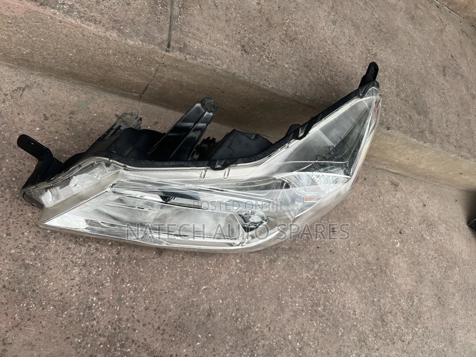 Subaru Forester SJ Headlight