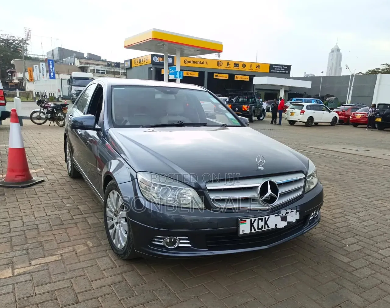 Mercedes-Benz C180 2013 Gray