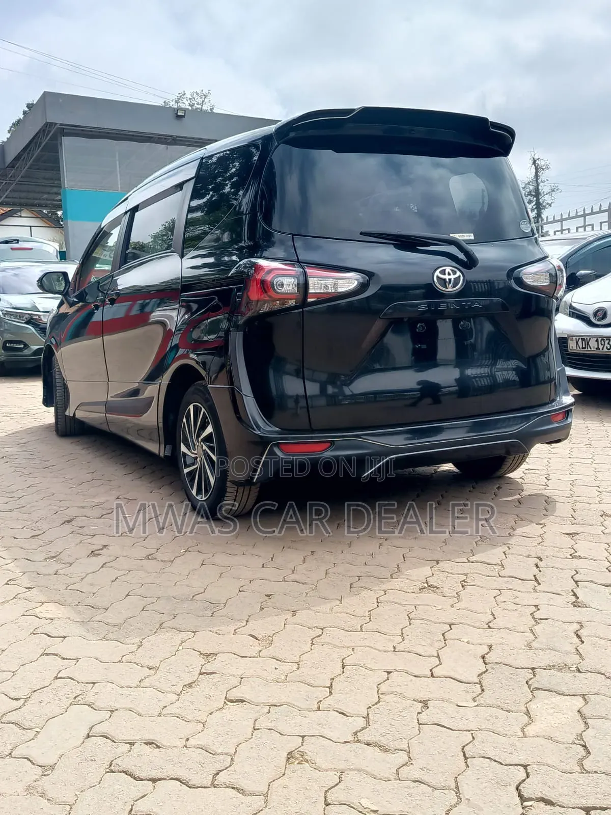 Toyota Sienta 2019 Black