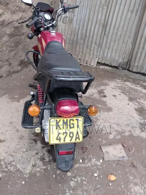TVS HLX Plus ES 2025 Red