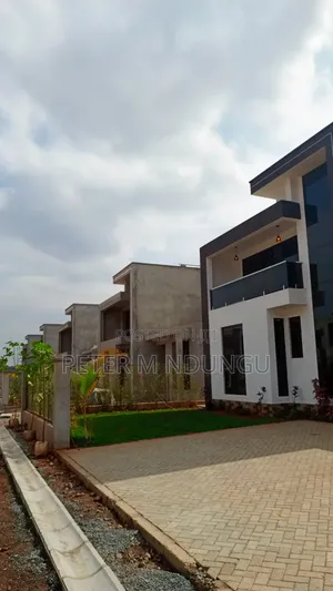 5bdrm Maisonette in Mugutha, Kimbo for sale