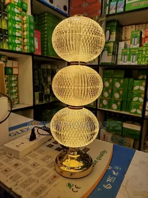 Triple Globe Crystal Table Lamp