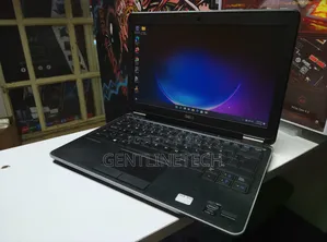 Laptop Dell Latitude E7240 8GB Intel Core i7 SSD 128GB