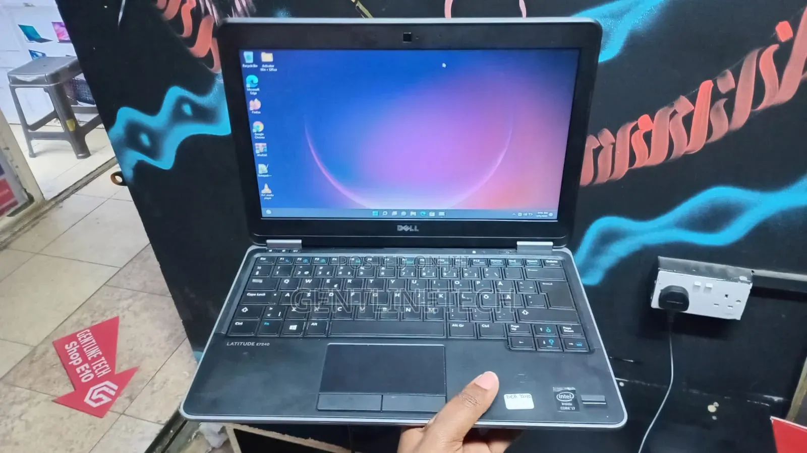 Laptop Dell Latitude E7240 8GB Intel Core i7 SSD 128GB