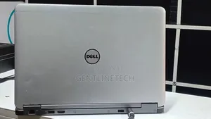 Laptop Dell Latitude E7240 8GB Intel Core i7 SSD 128GB