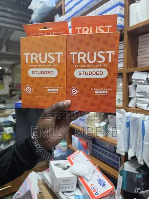 Studded Trust
