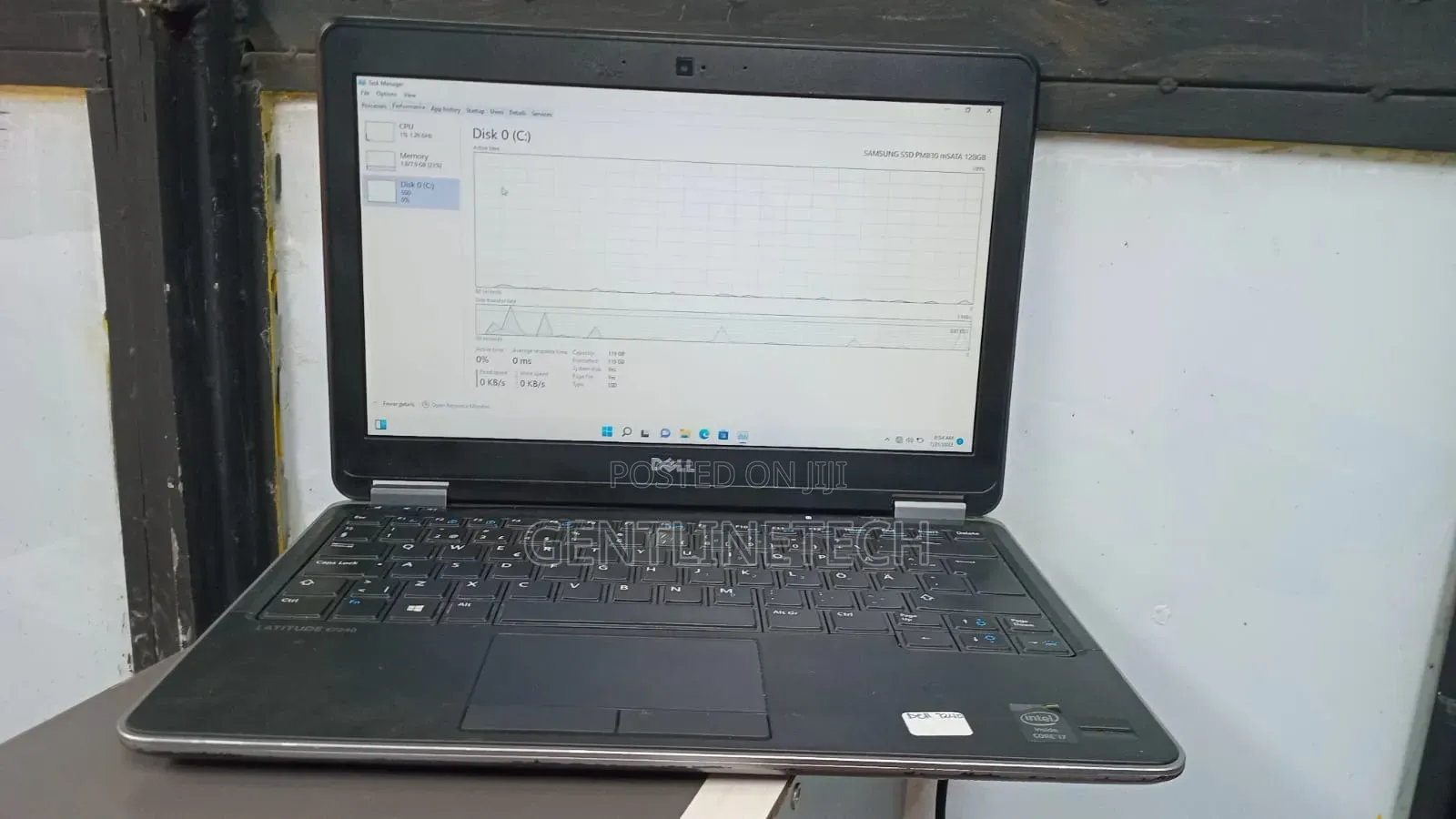Laptop Dell Latitude E7240 8GB Intel Core i7 SSD 128GB