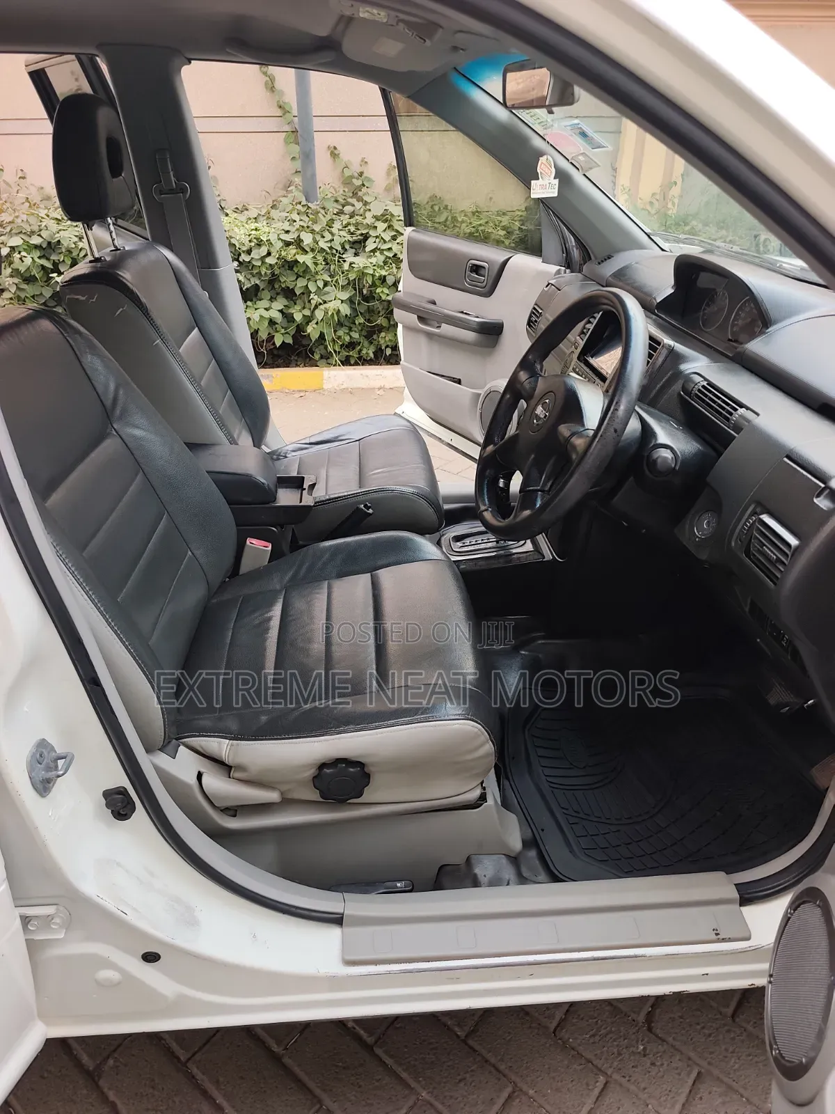 Nissan X-Trail 2006 White