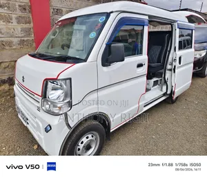 Suzuki Every 2020 White