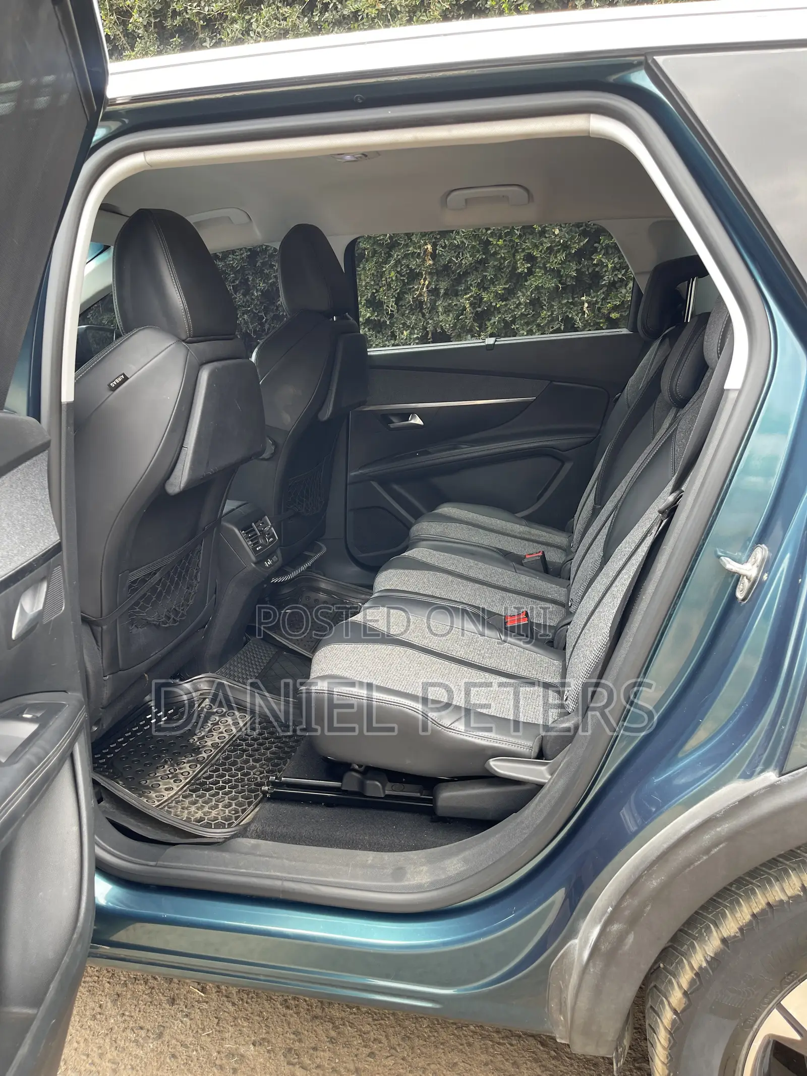 Peugeot 5008 2017 Blue