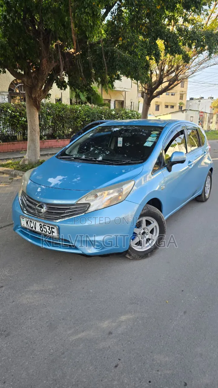 Nissan Note 2012 Blue