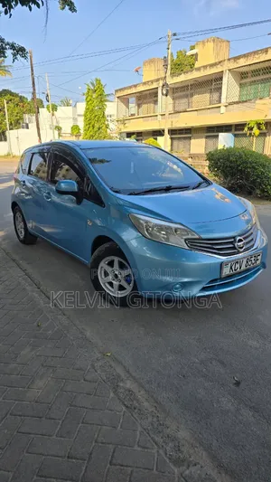 Nissan Note 2012 Blue