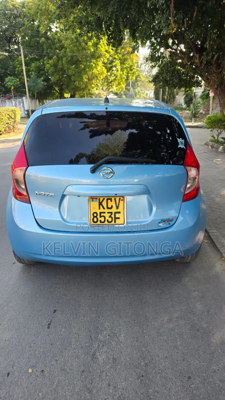 Nissan Note 2012 Blue